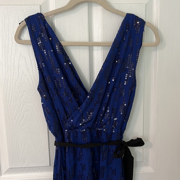 Express sequin dress - Picture 2 of 4